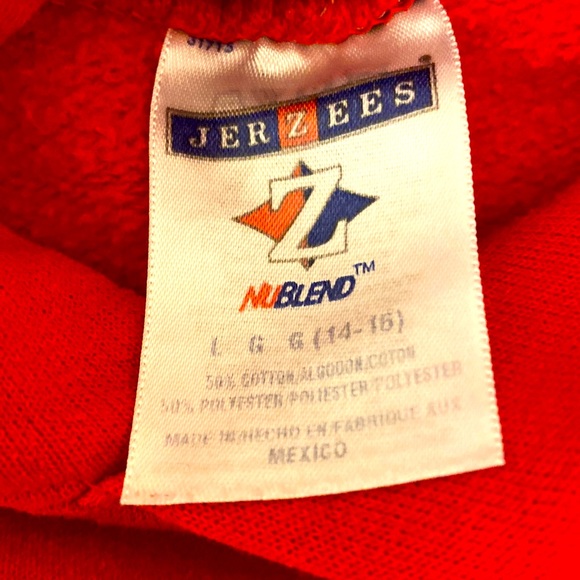 Martha’s Vineyard red hoodie - Picture 3 of 5